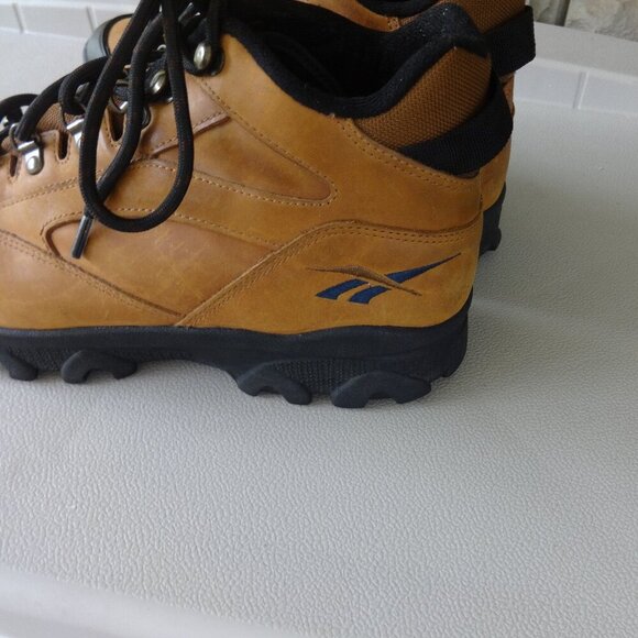 Reebok men's size 13, hiking boots, leather upper, lace up, rubber bottoms, VGC - Picture 8 of 15